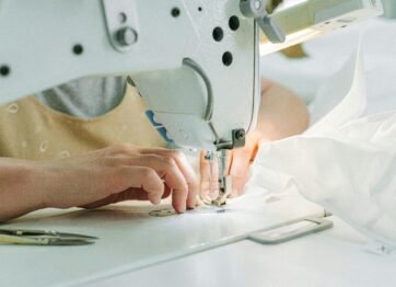 Simak Panduan Cara Import Baju dari China secara Aman dan Mudah untuk Pemula