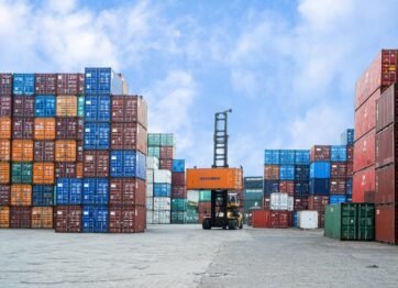 Forwarder Import China: Perannya dalam Menghemat Biaya Impor Sekaligus Solusi Aman Pengiriman